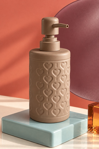 ROSIE Vizon Kabartma Kalp Desenli Yuvarlak Seramik Sıvı Sabunluk 350 ml