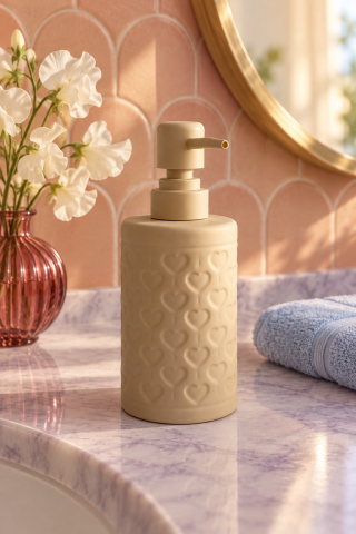 ROSIE Kum Beji Kabartma Kalp Desenli Yuvarlak Seramik Sıvı Sabunluk 350 ml