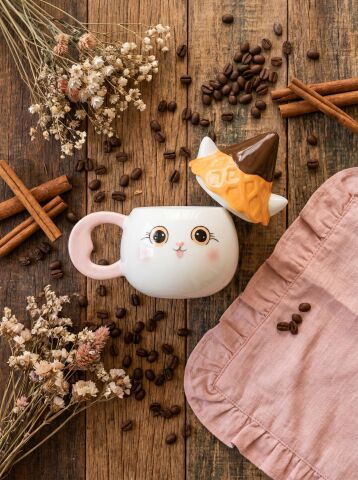 Şapkalı Kedi Figürlü Dolomite Kupa, El Yapımı 450 ML Kapaklı Mug