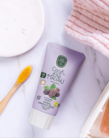 Eyüp Sabri Tuncer Karadut Özlü Çocuk Diş Macunu 60 ml x 12 adet