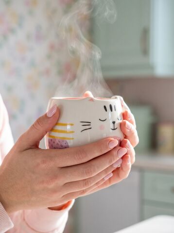 Pati izi detaylı kulp, ayaklı sevimli kedi yüzü desenli kupa 300 ml