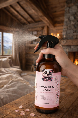 Rosie Japon Kiraz Çiçeği Sprey Oda ve Giysi Kokusu 250 ml, Sakura Çiçeği Ferahlığı