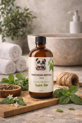 Rosie Patchouli Royale Çubuklu Oda Kokusu Yedek Şişe 250 ml – Paçuli & Amber Notalı Yedek Şişe