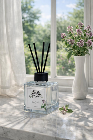 Rosie Paçuli Çubuklu Oda Kokusu 100 ml – Doğanın Derin ve Gizemli Kokusu